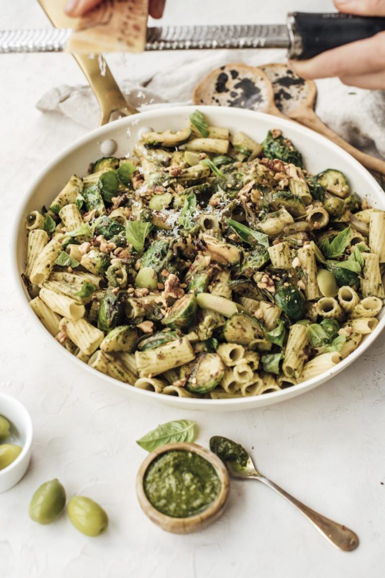 Rigatoni With Brussels Sprouts & Kale Pesto_light summer pasta recipes