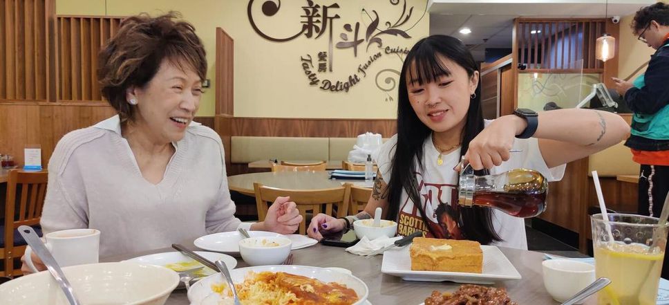 Cha chaan tengs, or Hong Kong cafés, are also nostalgic for Evelyn Kwong and her mom. Their go-to spot, Tasty Delight, is located at Leslie Street and Finch Avenue.